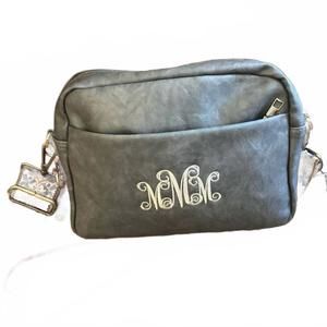 NEW DANI & EM women's sierra leopard strap crossbody bag in gray